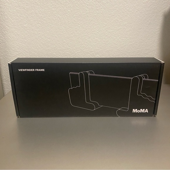 NIB MoMA Viewfinder Picture Frame Adjustable Size in White & Glass-Nib - Picture 4 of 6